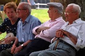 El Gobierno formalizó el bono de $10 mil para jubilados y pensionados