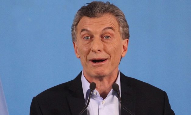Llegó Macri , pero hay dudas con su presentación judicial