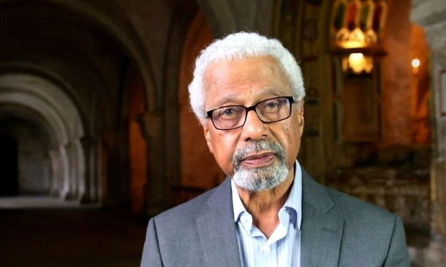 Abdulrazak Gurnah, una obra centrada el colonialismo y el abismo de los refugiados