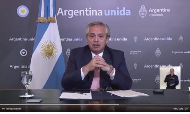 El día después: El Presidente se reunió  con gobernadores y participó de la cumbre de mandatarios de Iberoamérica.