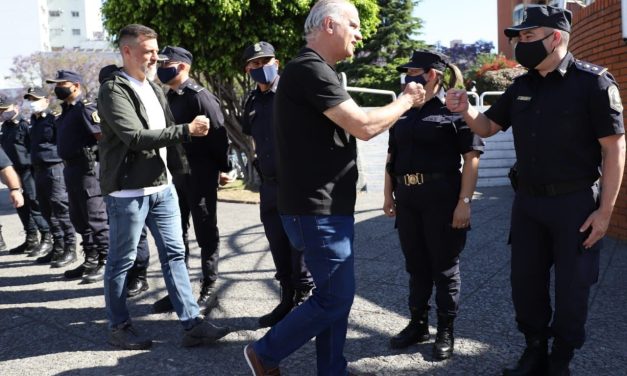 GRINDETTI PRESENTÓ 10 NUEVOS PATRULLEROS Y PIDIÓ MÁS COORDINACIÓN CON NACIÓN Y PROVINCIA