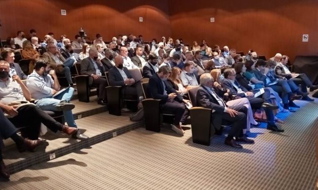 Encuentro sobre economía y transporte