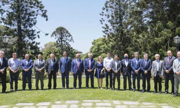 El Presidente y los gobernadores sellarán un nuevo consenso fiscal