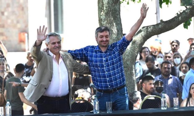 Con un llamado a la unidad, Máximo Kirchner asumió la presidencia del PJ bonaerense