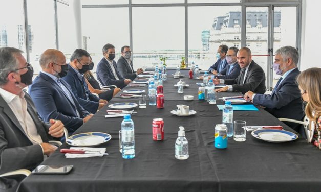 Empresarios y el Gobierno trabajan para definir este viernes un nuevo acuerdo de precios