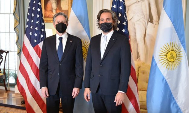 Cafiero se reunió con Blinken, en días claves para la renegociación de la deuda con el FMI