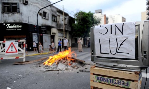Más de 11 mil hogares siguen sin luz en ciudad de Buenos Aires y el conurbano bonaerense