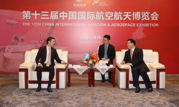 Argentina profundiza la cooperación en defensa con China