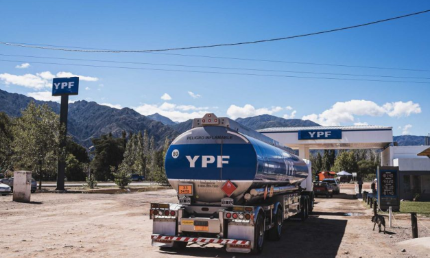 ¿A cuánto subirá el litro de súper en YPF con el próximo aumento de abril