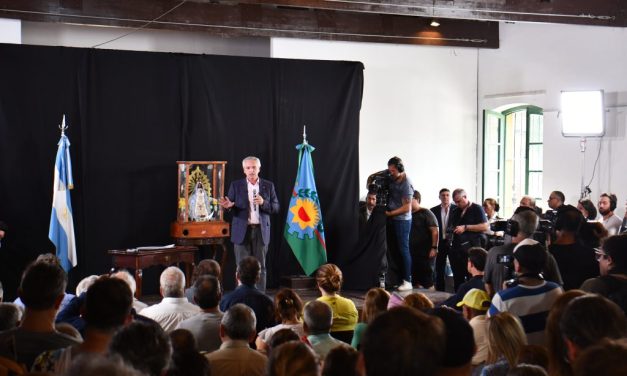 El presidente Alberto Fernández firmó en Luján el compromiso: “Ni un pibe menos por la droga”