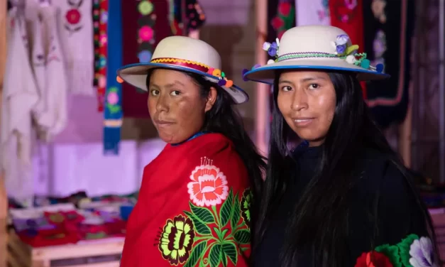 “Creadoras del Tiempo”: vuelve la feria de mujeres artesanas del MATRIA al CCK