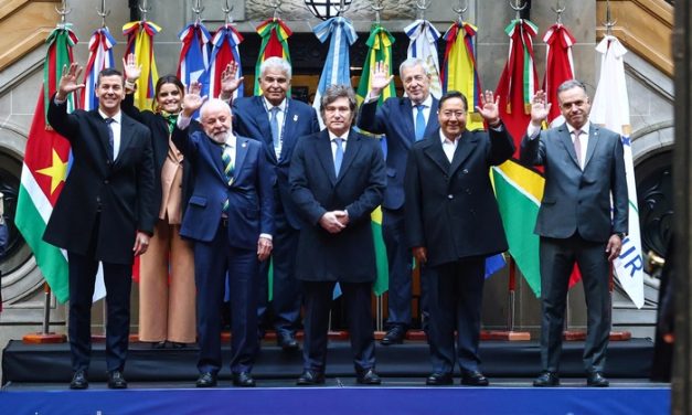 Tensión en la cumbre del Mercosur: Milei criticó al bloque, evitó a Lula y advirtió sobre el futuro argentino en la alianza