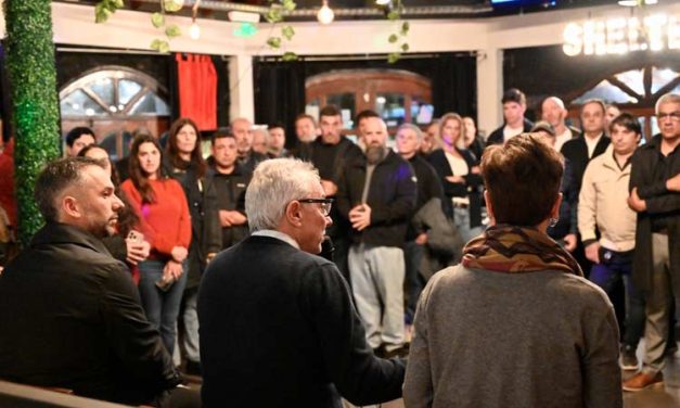 Julio Zamora presentó las propuestas de Somos Buenos Aires a comerciantes de Tigre centro