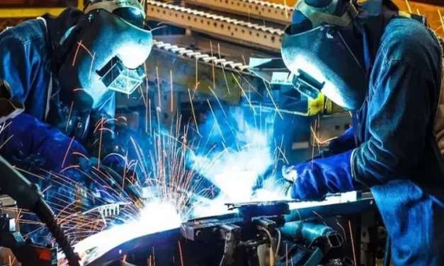 La actividad metalúrgica está en el piso histórico y sufre la oleada importadora