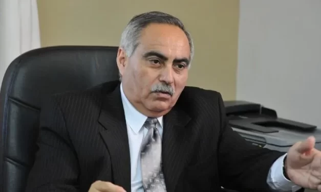 Se fue de vacaciones, le dio un infarto y la empresa Interassist lo abandonó en otro país