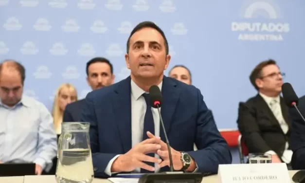 Reforma laboral: el Gobierno impulsa un modelo de “flexibilidad dinámica” que despierta viejos temores