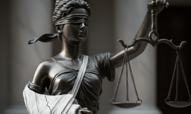 Fuerte rechazo judicial a la reforma laboral de Milei