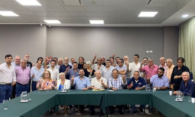 El Grupo Descartes impulsa una renovación democrática y federal del justicialismo