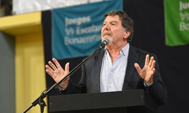 Alberto Sileoni:  La reforma de Milei es “el fin de sistema educativo nacional y federal”