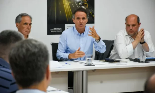 Katopodis reunió a intendentes para avanzar con las obras en la Ruta 6
