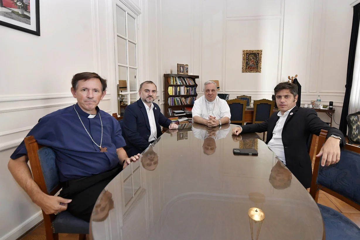 AXEL Y LA IGLESIA